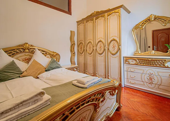 The Grand Royal 3Bdr Heart Of Old Town