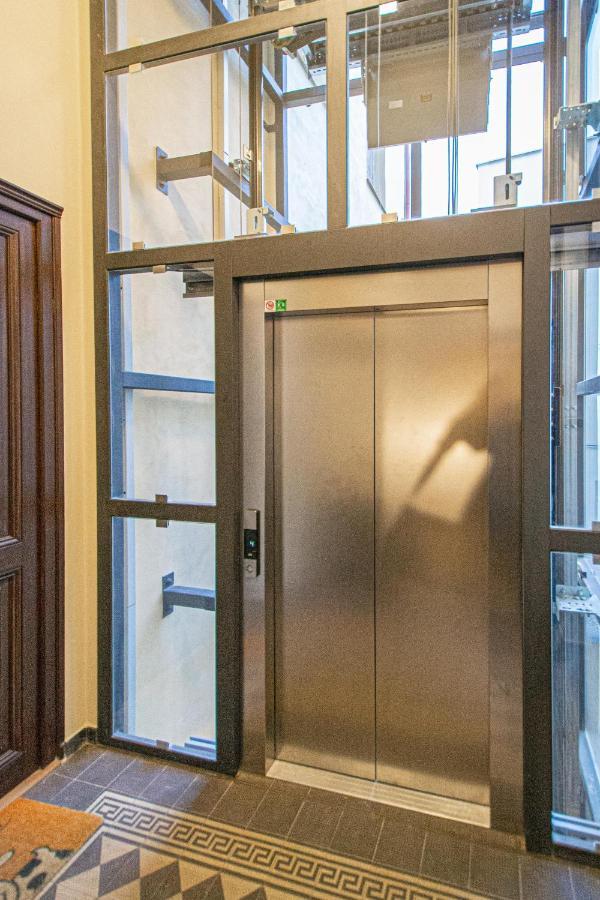 Apartment The Grand Royal 3Bdr Heart Of Old Town Prague