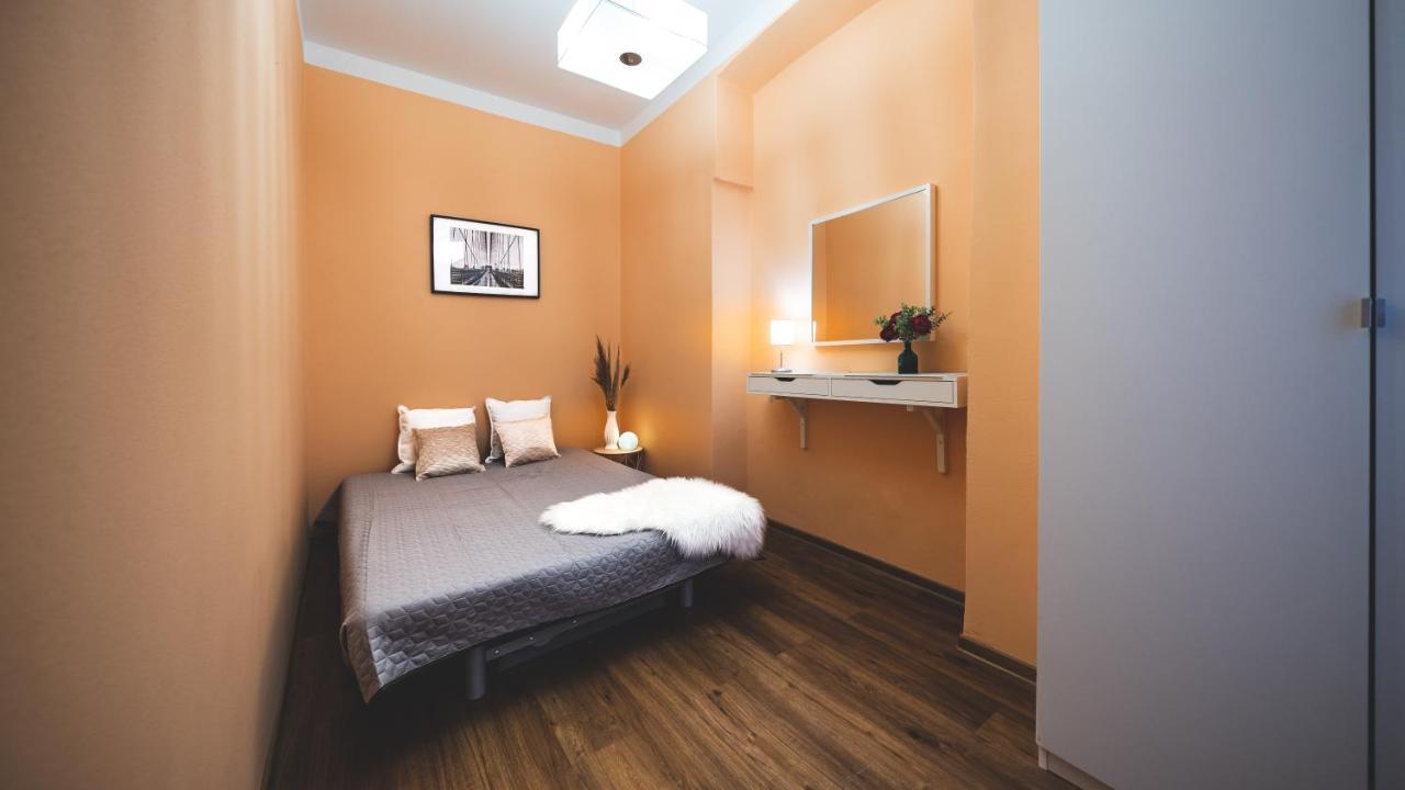 The Grand Royal 3Bdr Heart Of Old Town Apartment *
