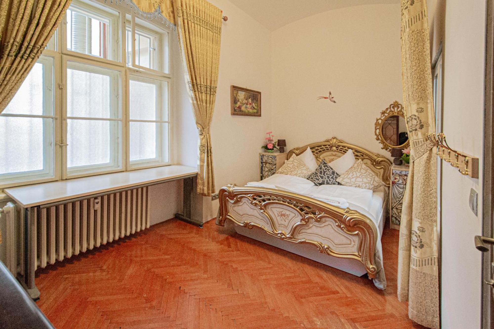 Apartment The Grand Royal 3Bdr Heart Of Old Town